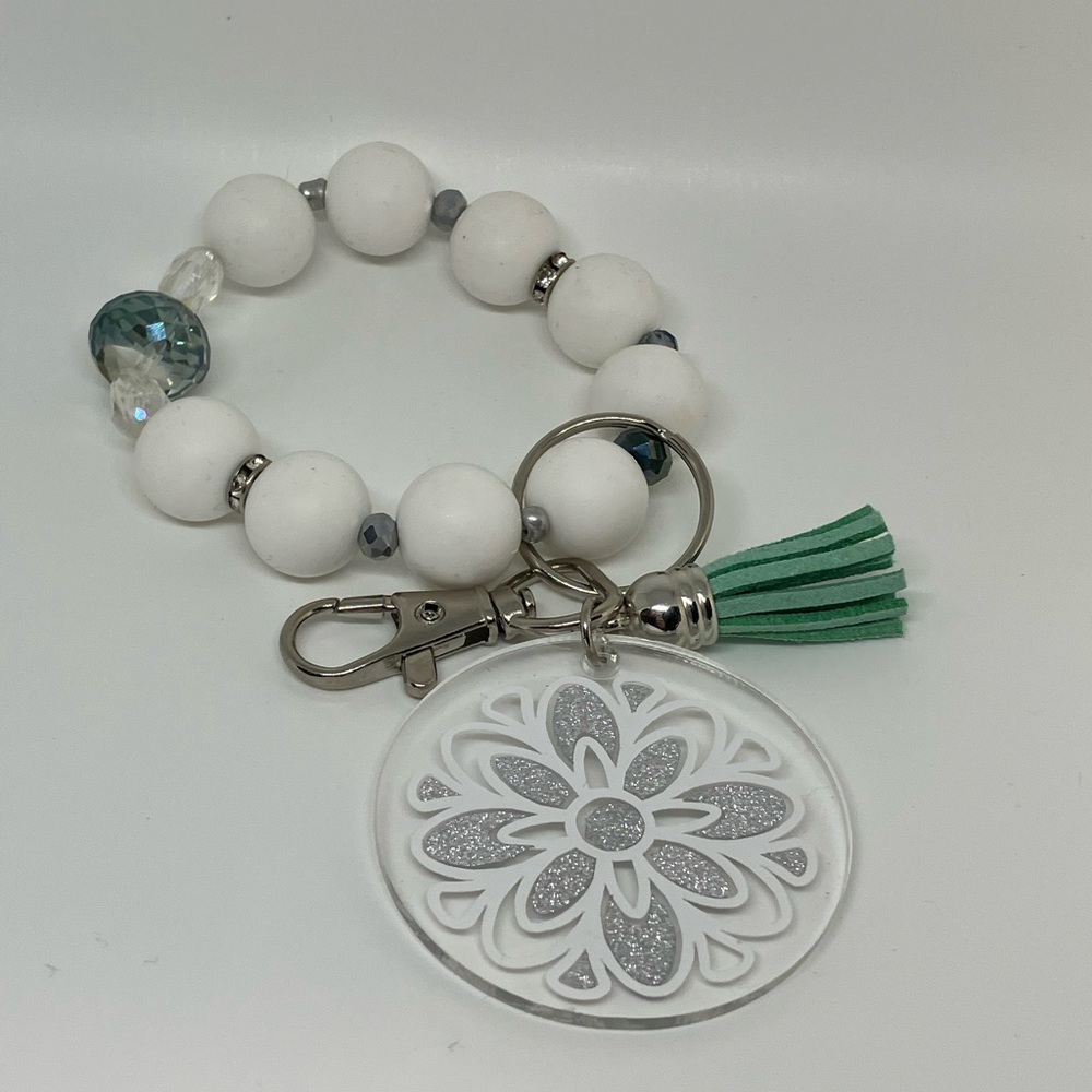 Silicone wristlet keychain